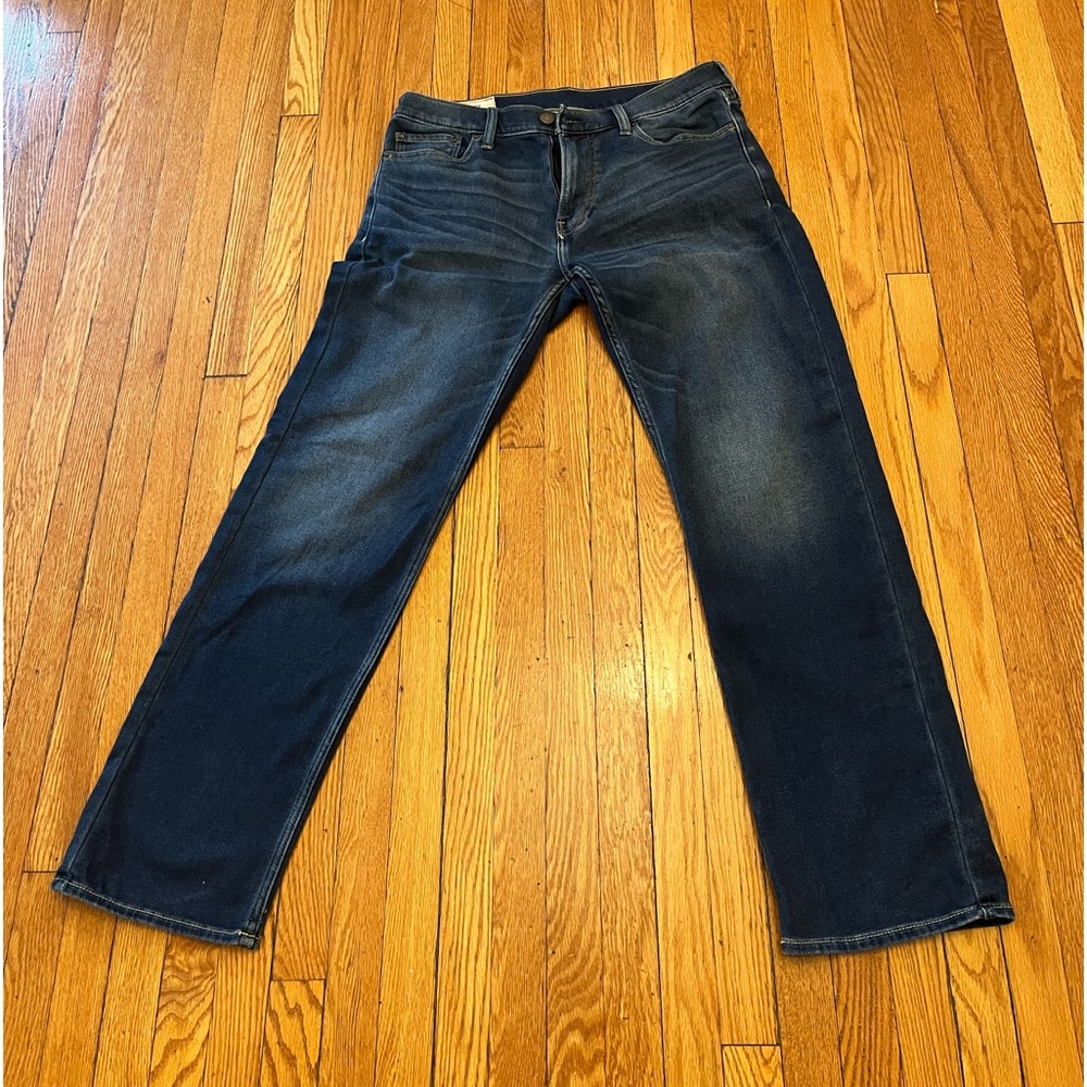 Hollister Classic Straight Jeans
